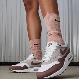 NIKE WMNS Air Max 1 DZ2628-104 Summit White Smokey Mauve Women's